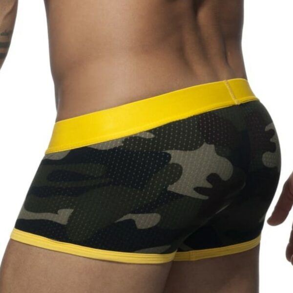 Boxer taille basse sexy et tendance en tissu doux de type mesh, respirant, impression camouflage et bandes contrastées jaunes